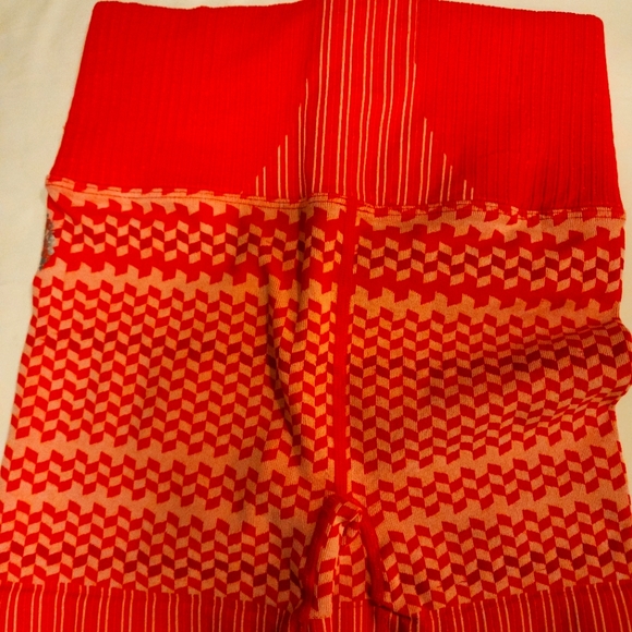 FP Movement NWOT 2 Piece Biker Shorts Set - Picture 3 of 10